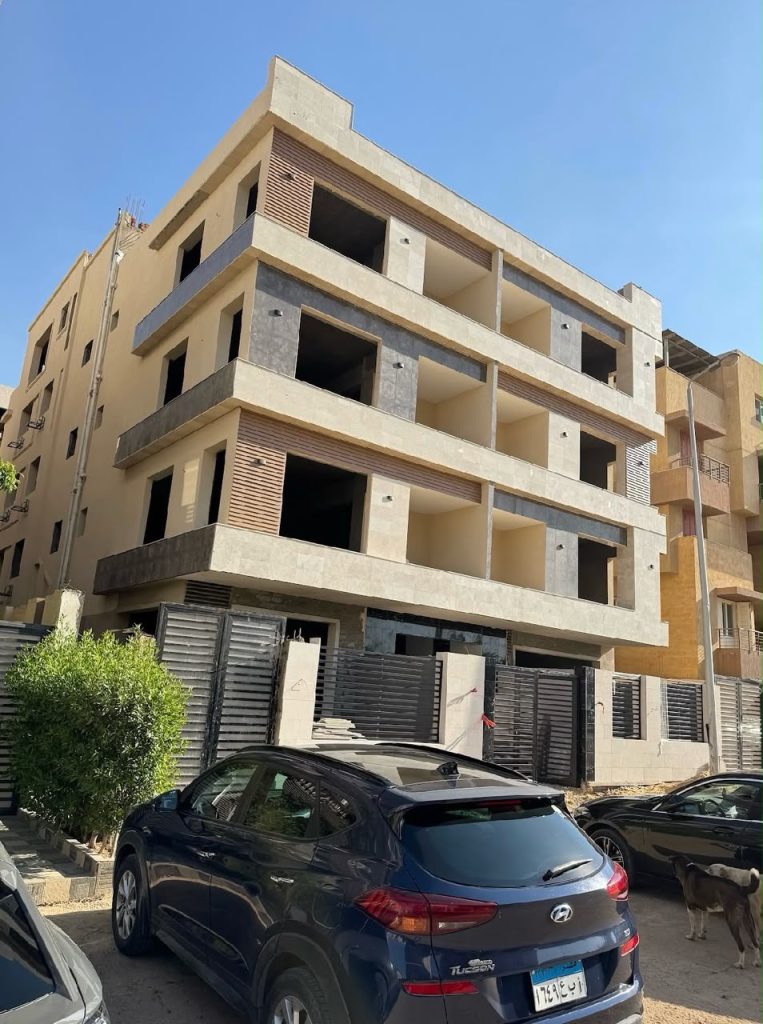شقة للبيع في إسكان الجامعة الأمريكية – التجمع الخامس