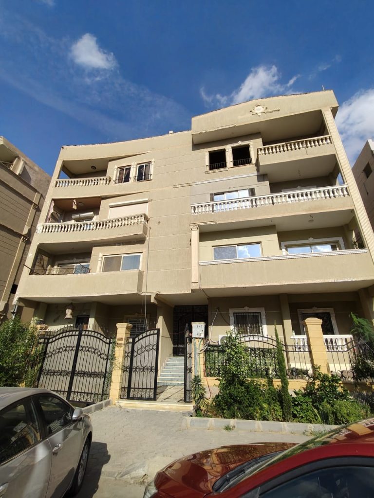 شقة للبيع – المنطقة الخامسة، عمارات الشروق 2
